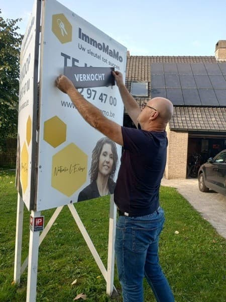 VERKOCHT OP 1e BEZOEKDAG - WONING MET GARAGE TE KOOP IN WACHTEBEKE – foto 1