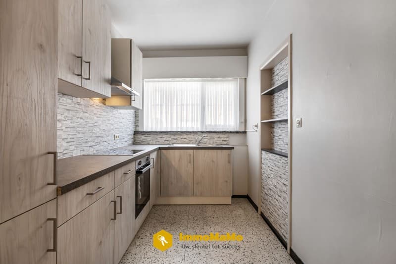 VERKOCHT - INSTAPKLAAR APPARTEMENT MET GARAGE EN BALKON IN OOSTAKKER – foto 4