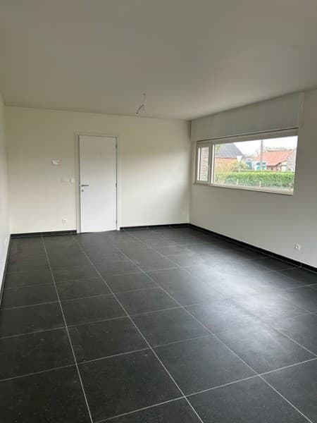 HUIS MET CARPORT EN TUIN TE HUUR IN MOERBEKE – foto 2