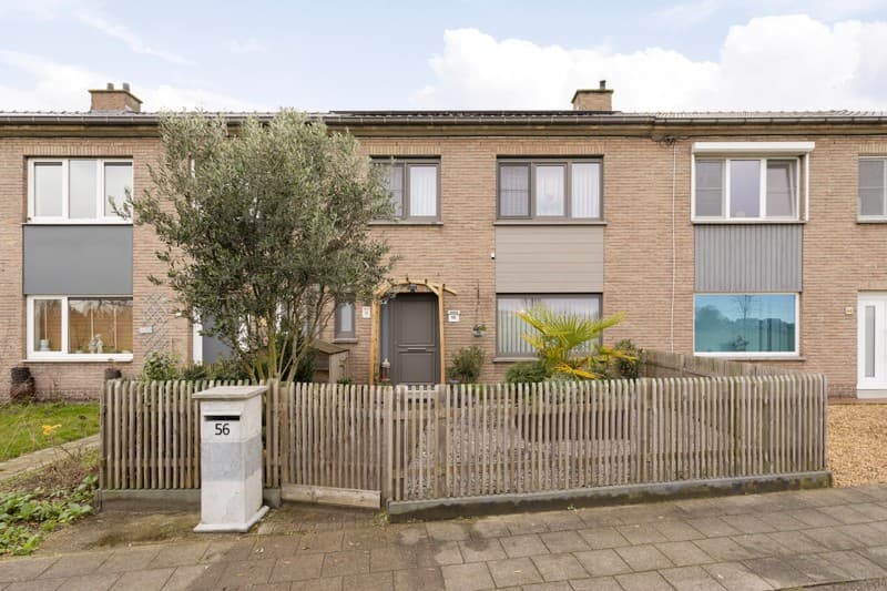 VERKOCHT - HUIS MET GARAGE EN TUIN TE KOOP IN WACHTEBEKE – foto 1