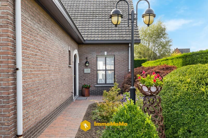 VERKOCHT - VILLA MET GARAGE EN TUIN TE KOOP IN WACHTEBEKE – foto 4
