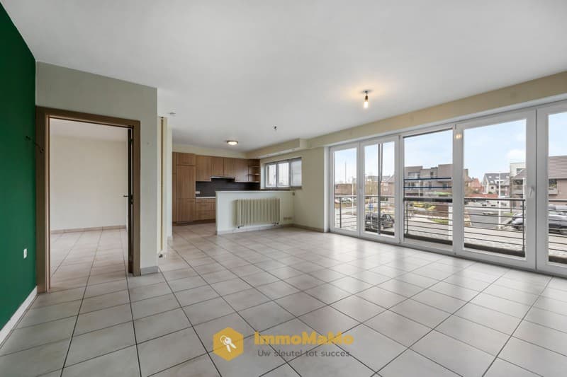 APPARTEMENT MET ONDERGRONDSE STAANPLAATS TE HUUR IN WACHTEBEKE – foto 5