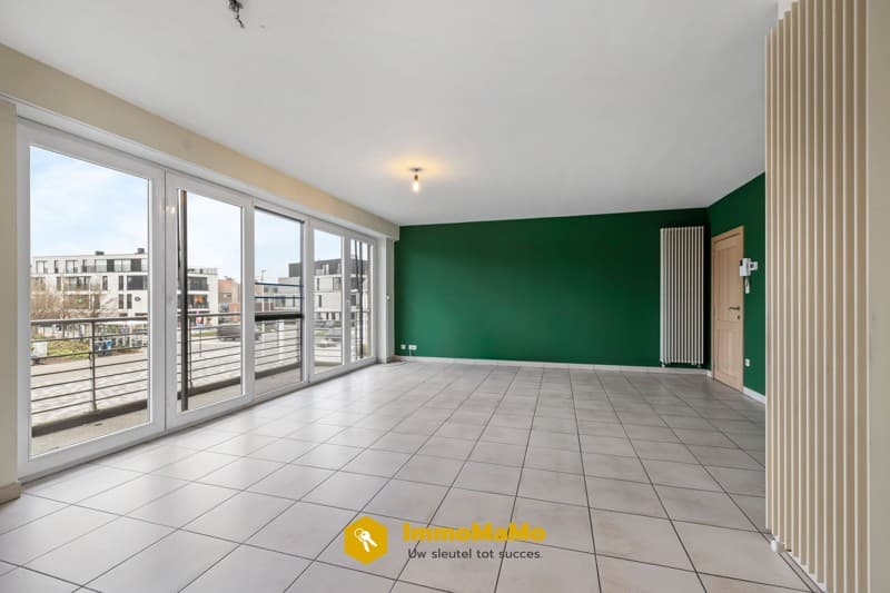 APPARTEMENT MET ONDERGRONDSE STAANPLAATS TE HUUR IN WACHTEBEKE – foto 4