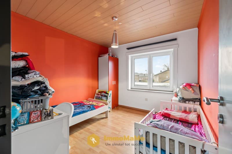 VERKOCHT - HUIS MET GARAGE EN TUIN TE KOOP IN WACHTEBEKE – foto 5