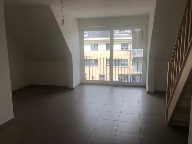 In centrum gelegen 1-slaapkamer duplex nieuwbouwappartement met balkon. – foto 3