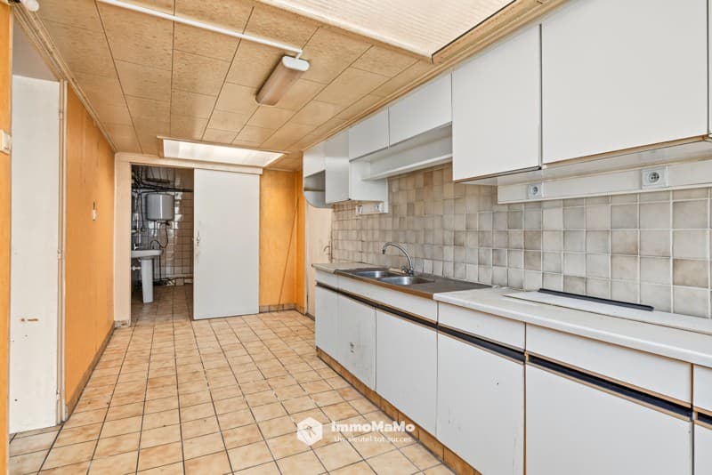 IN OPTIE - TOTAALRENOVATIE MET VEEL POTENTIEEL TE KOOP – foto 5