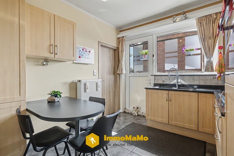 VERKOCHT - OPEN BEBOUWING MET 3 SLAAPKAMERS, GARAGE EN RUIME TUIN TE KOOP IN ZELZATE – foto 3