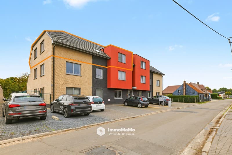 RUIM DAKAPPARTEMENT MET 3 GARAGES EN ZALIG DAKTERRAS TE KOOP – foto 2