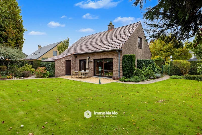 CHARMANTE INSTAPKLARE GEZINSWONING MET 3 SLPKS TE KOOP IN LO – foto 1