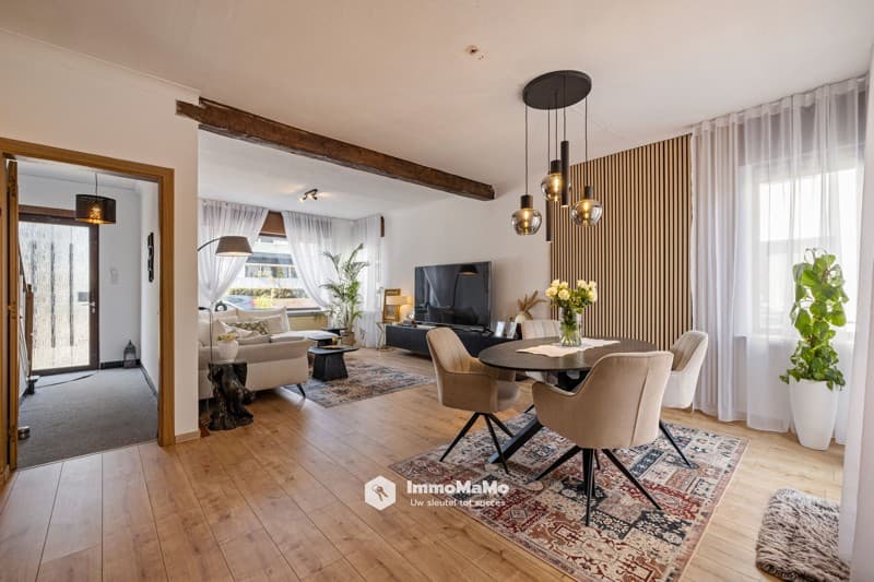 HALFOPEN BEBOUWING MET GROTE TUIN TE KOOP IN STEKENE – foto 3